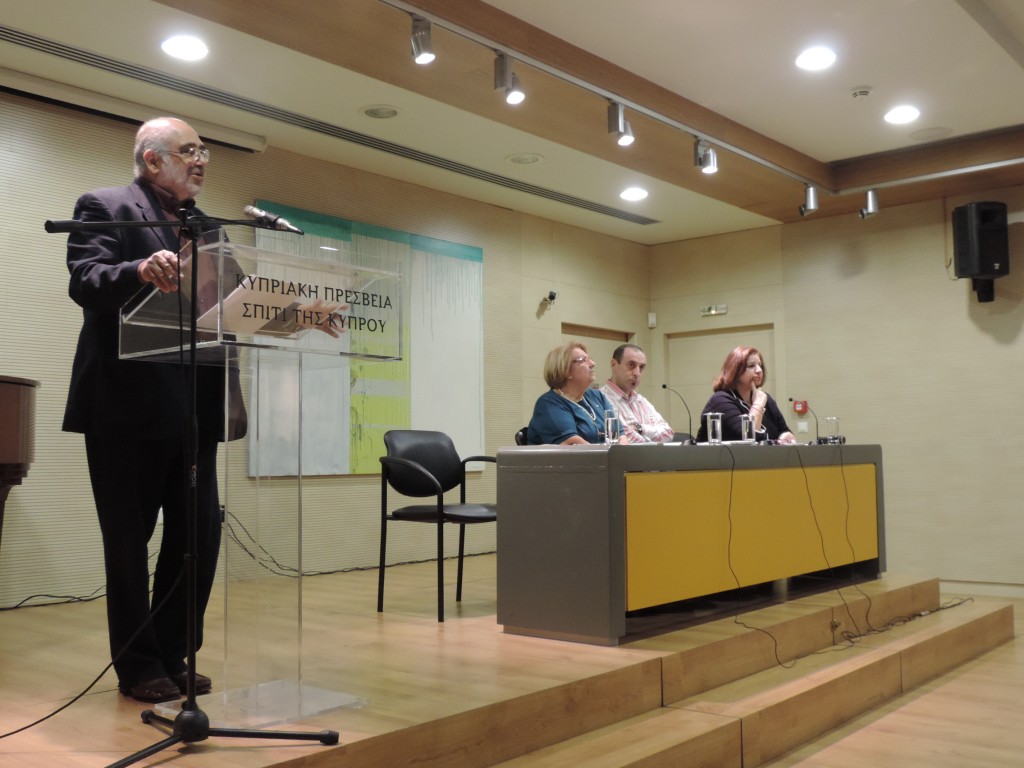Γράμματα στη Μητέρα Βαδίζοντας στα χνάρια του Κώστα Μόντη