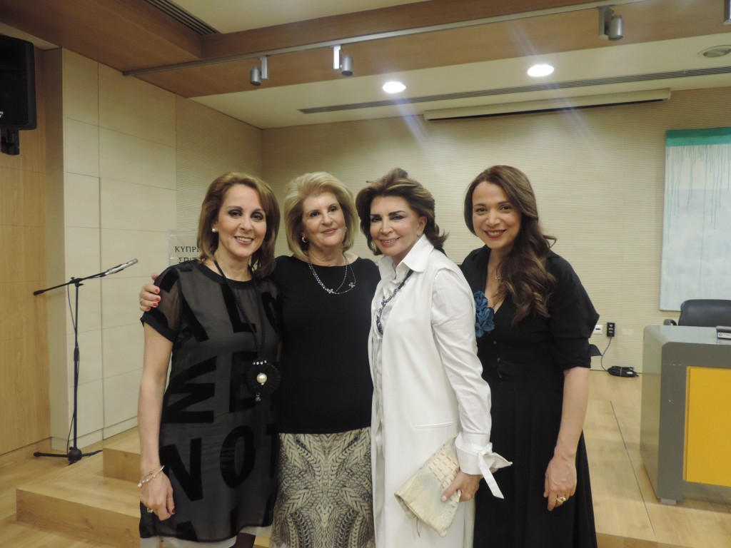 Παρενθέσεις και εισαγωγικά