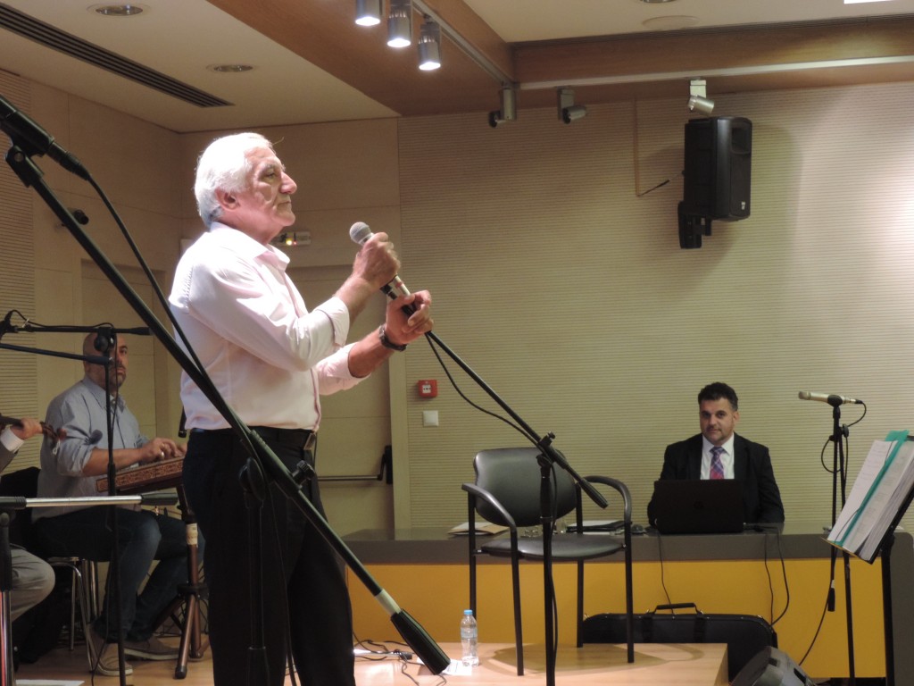 Της Κύπρου η παράδοση στον τόπο τζιαι στα ξένα
