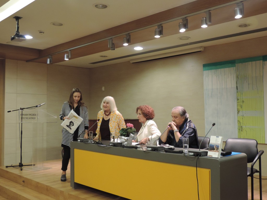 Λευκά στην κορυφή