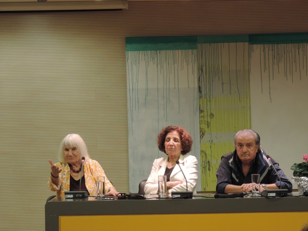 Λευκά στην κορυφή