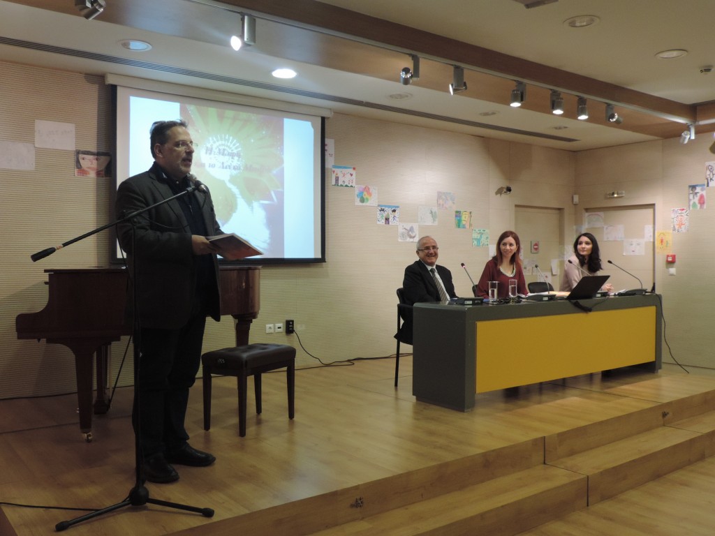 Η Μαίρη και το Λευκό Μπιζέλι