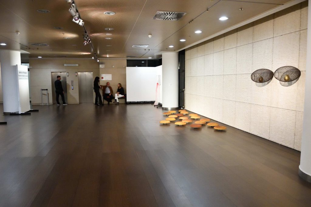 Έκθεση Μαρία Κυπριανού Πνευματική υπέρβαση της κρίσης