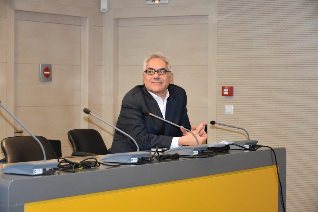 Διάλεξη: Κατάρτιση των Εκπαιδευτικών και Διευθυντών στην Κύπρο για μεγαλύτερη αποτελεσματικότητα στην εκπαίδευση