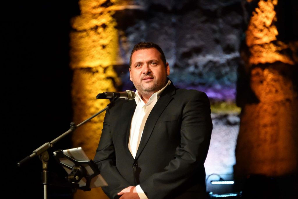 Συναυλία Μιχάλη Χριστοδουλίδη “9η Ιουλίου” σε Ποίηση Βασίλη Μιχαηλίδη
