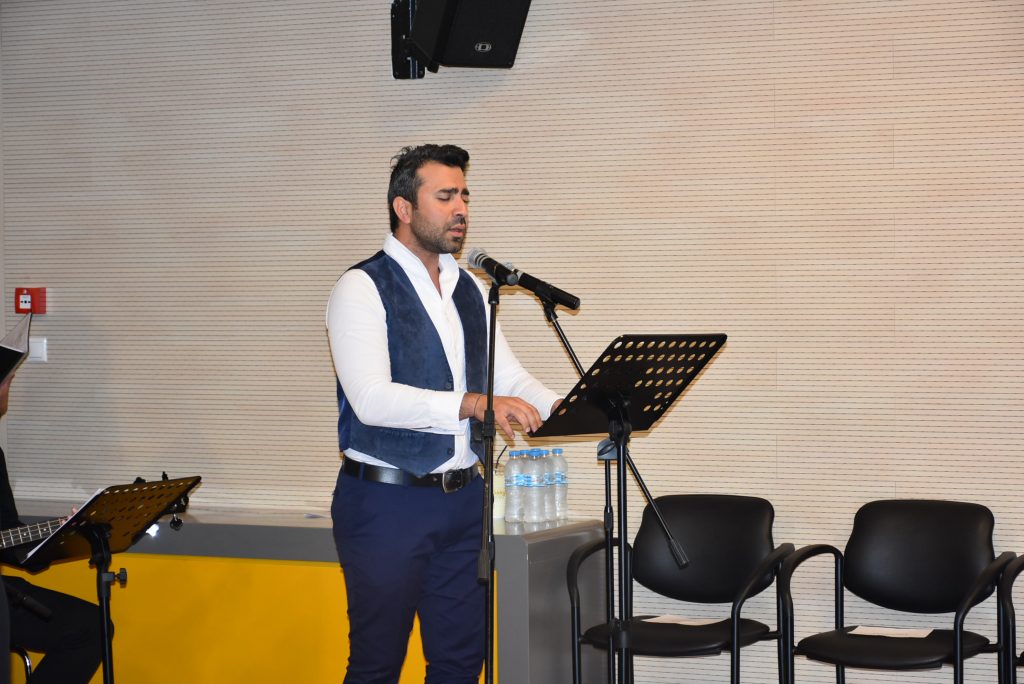 Μουσική Παράσταση: Οι Ασυμβίβαστοι!