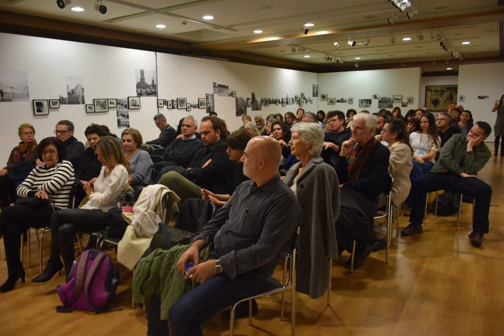 Συζήτηση στρογγυλής τραπέζης με την ευκαιρία της έκθεσης Amour