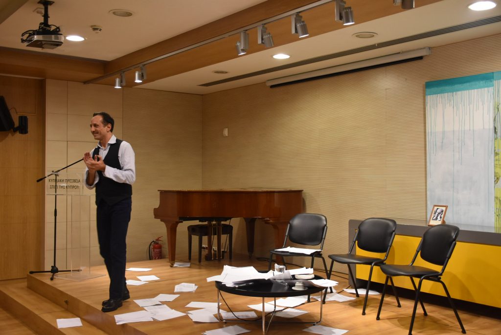 Ο μεγάλος μικρόκοσμος του Κώστα Μόντη