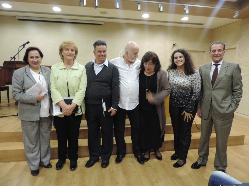 Οι Αδάμαστοι