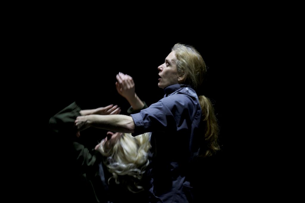 HANDMADE Performance από την ομάδα σύγχρονου χορού Dancevacuum