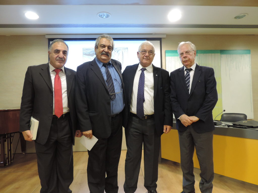 Ομήρου Ιλιάς Έμμετρη ποιητική απόδοση στην Κυπριακή διάλεκτο