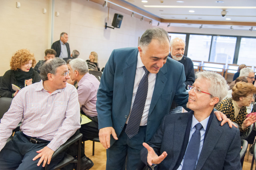 Το σκοτεινό γοβάκι