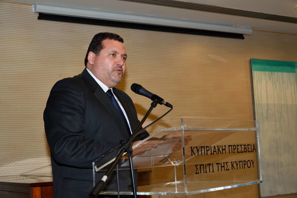 Σεφέρης – Αβέρωφ Η ρήξη