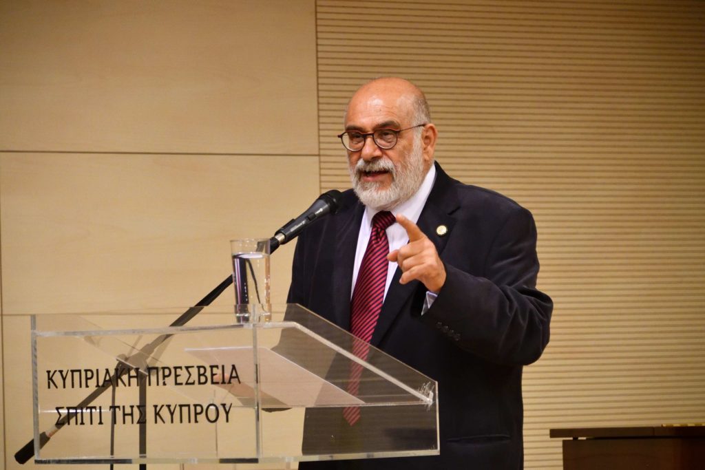 Σεφέρης – Αβέρωφ Η ρήξη