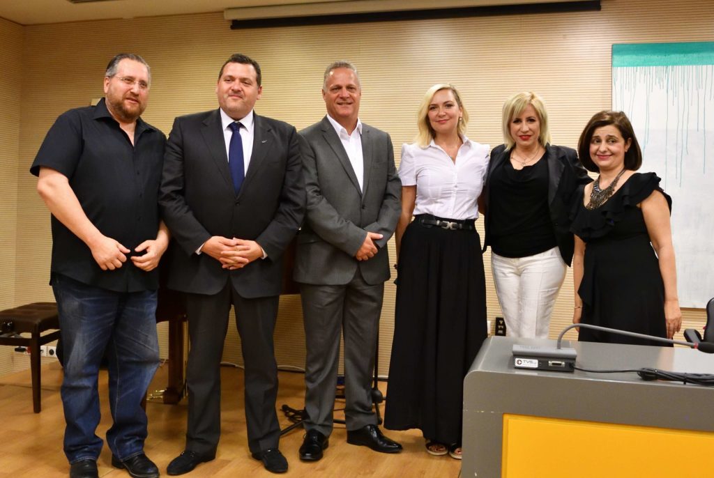 Η ζωή και το έργο του Νίκου Καββαδία μέσα από μια οικουμενική, πολιτισμική προοπτική