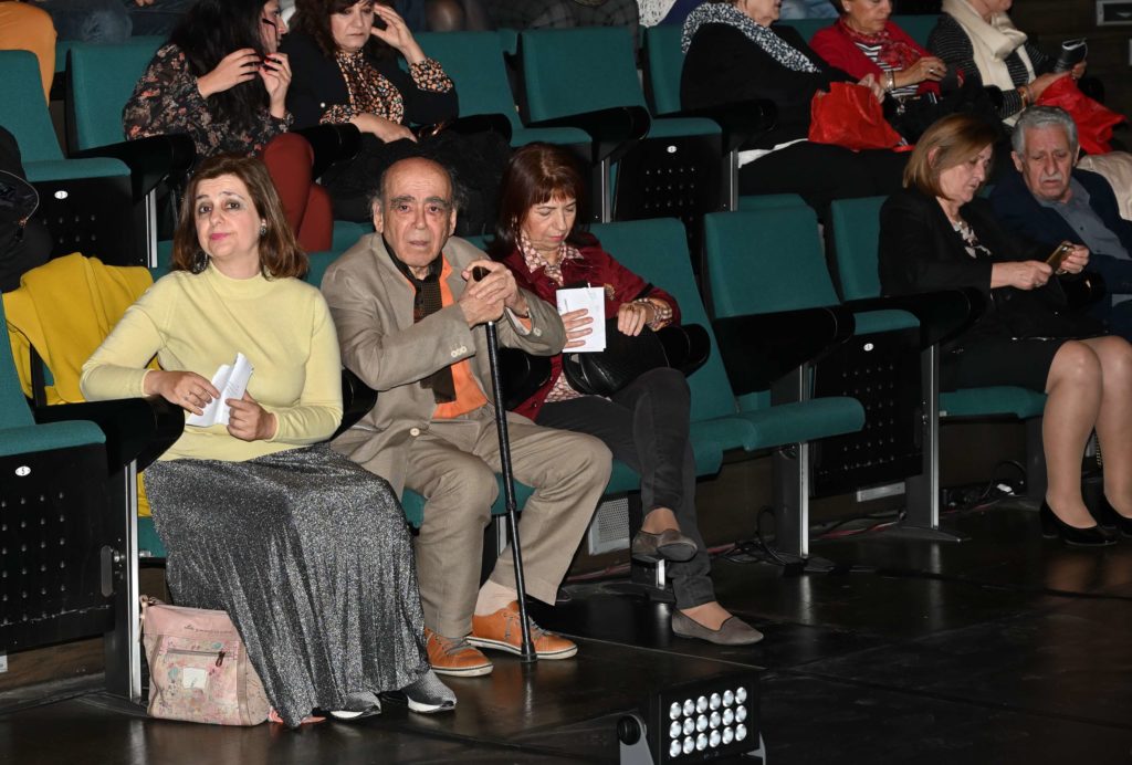 Χορευτική παράσταση: ΑΛΟΓΑ