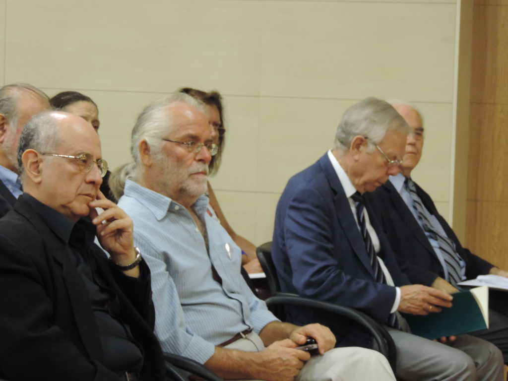 Διαστάσεις του Χωροχρόνου