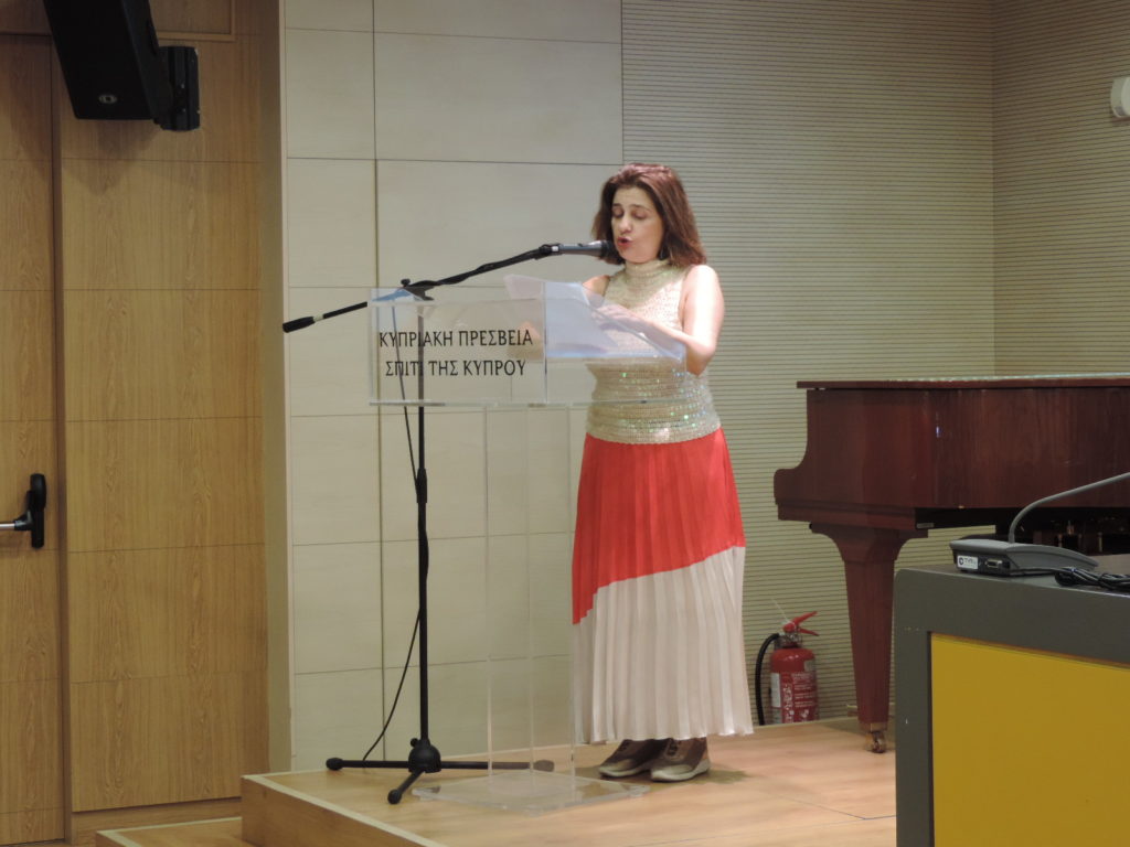 Περπατώντας στις όχθες του Πεδιαίου ποταμού