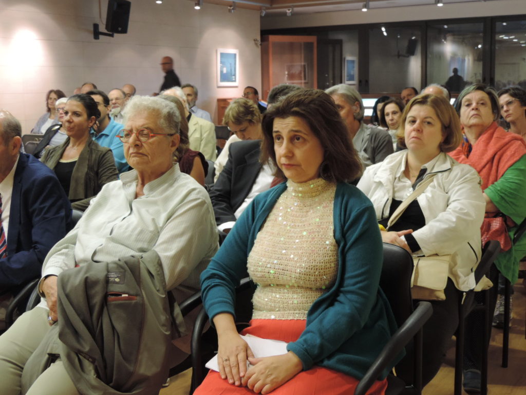 Περπατώντας στις όχθες του Πεδιαίου ποταμού
