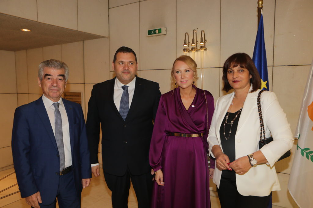 Συναυλία “Περί της ακριβής χώρας…”