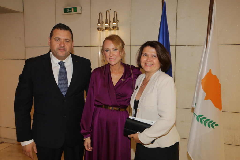 Συναυλία “Περί της ακριβής χώρας…”