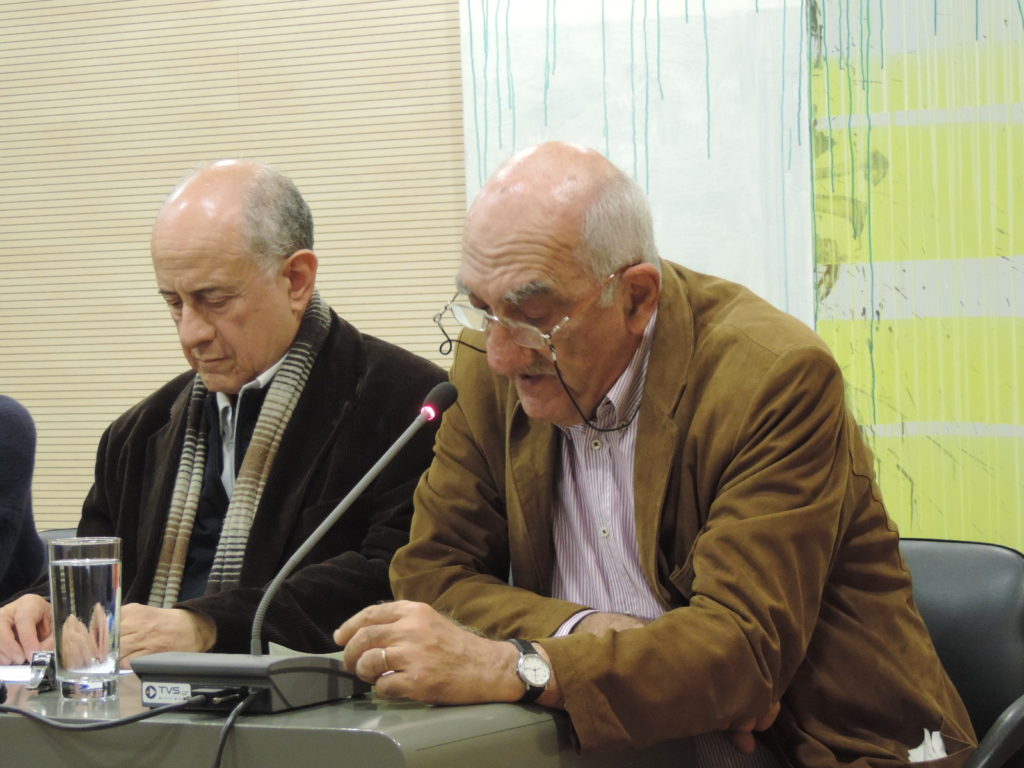 Είκοσι τέσσερις χτύποι και σιωπή