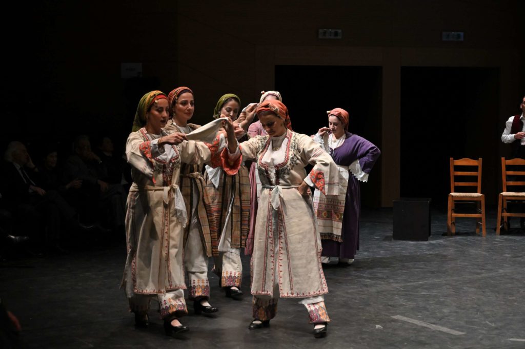 Οι Κυπριακοί Παραδοσιακοί Χοροί στον Τόπο και τον Χρόνο