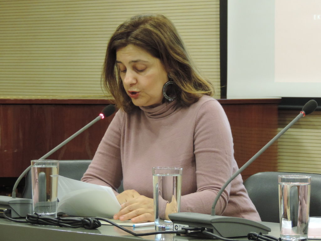 Η Πήλινη Χορεύτρια της Τασούλας Καραγεωργίου