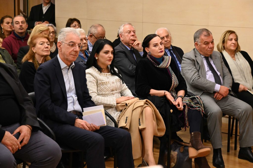 Παρουσίαση της ποιητικής συλλογής της Νάσα Παταπίου