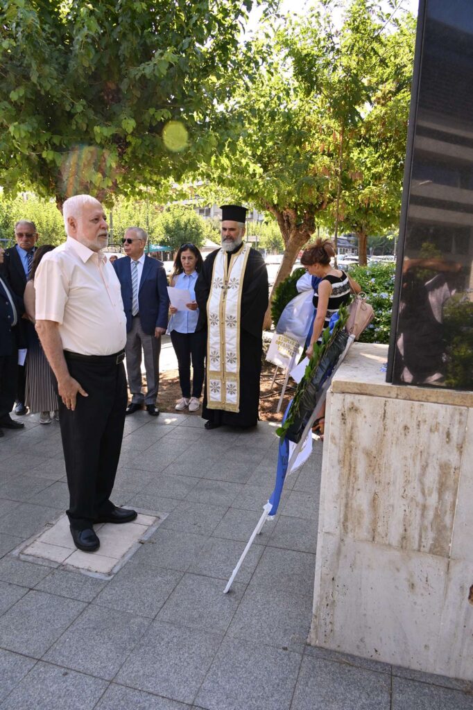 Επιμνημόσυνες Δεήσεις και Καταθέσεις Στεφάνων