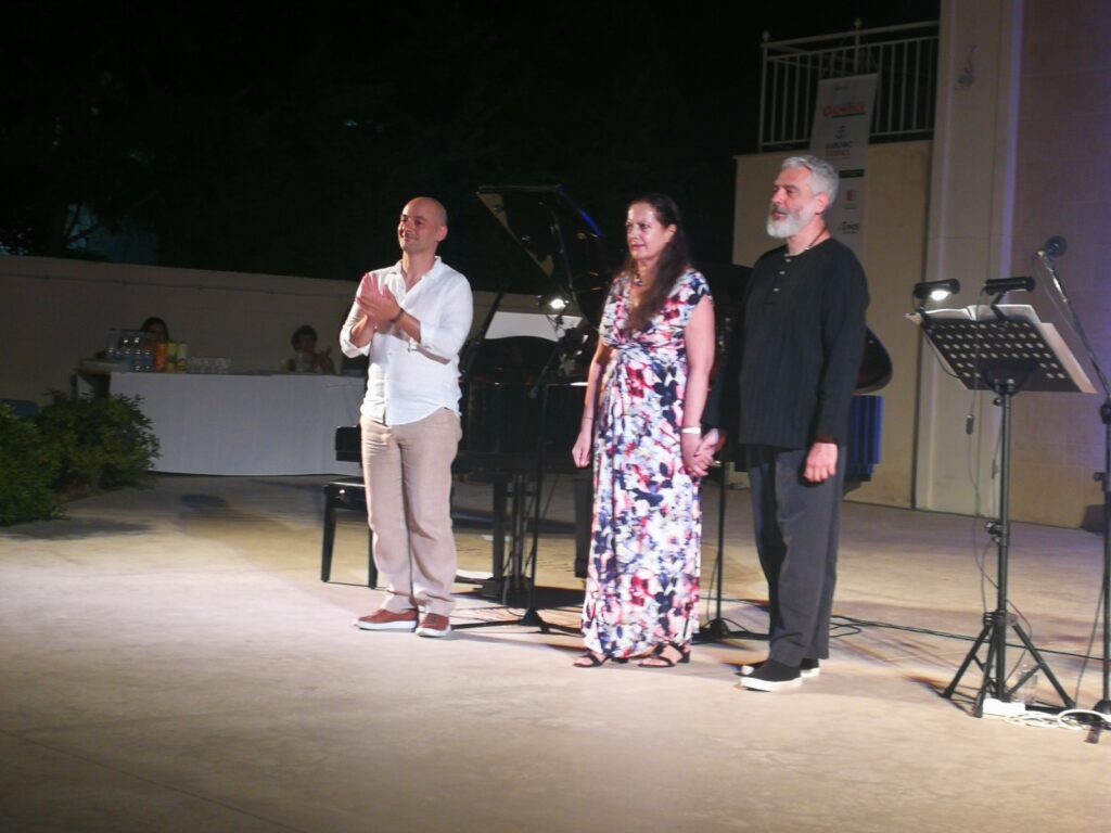 Συναυλία “ΨΑΡΕΥΟΝΤΑΣ ΕΡΧΕΤΑΙ Η ΘΑΛΑΣΣΑ”
