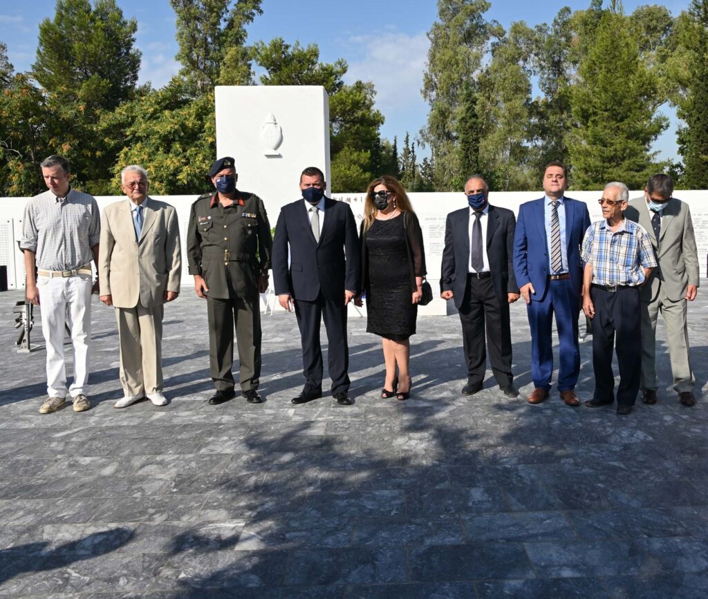 Επιμνημόσυνες Δεήσεις και Καταθέσεις Στεφάνων
