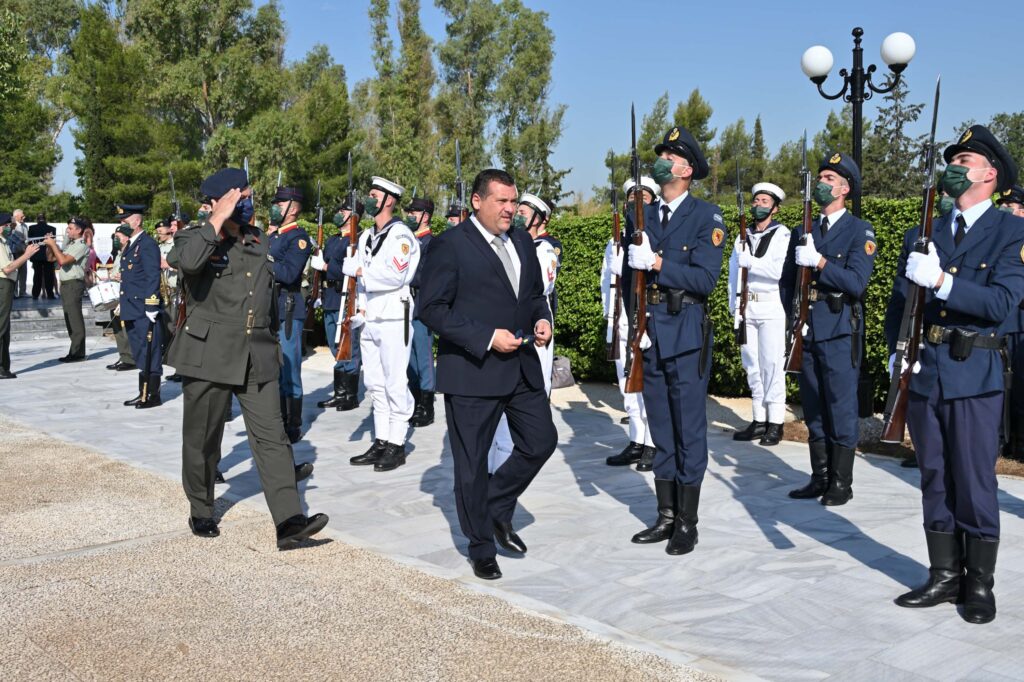 Επιμνημόσυνες Δεήσεις και Καταθέσεις Στεφάνων
