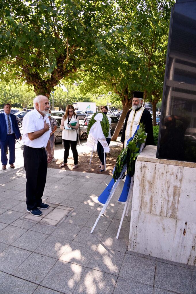 Επιμνημόσυνες Δεήσεις και Καταθέσεις Στεφάνων