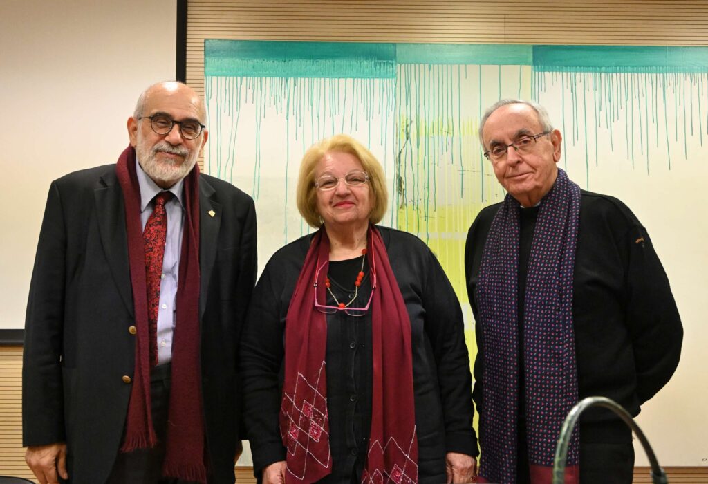…Κύπρον, οὗ μ’ ἐθέσπισεν…