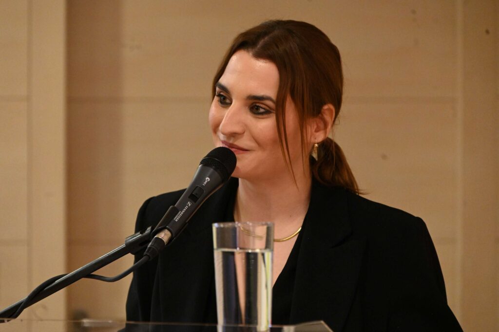 Αμμόχωστος μου, Εσύ και η Αλήθεια σου!