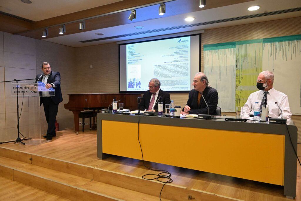 ΘΑΛΑΣΣΑ ΕΣΩΤΕΡΙΚΟΥ ΧΩΡΟΥ
