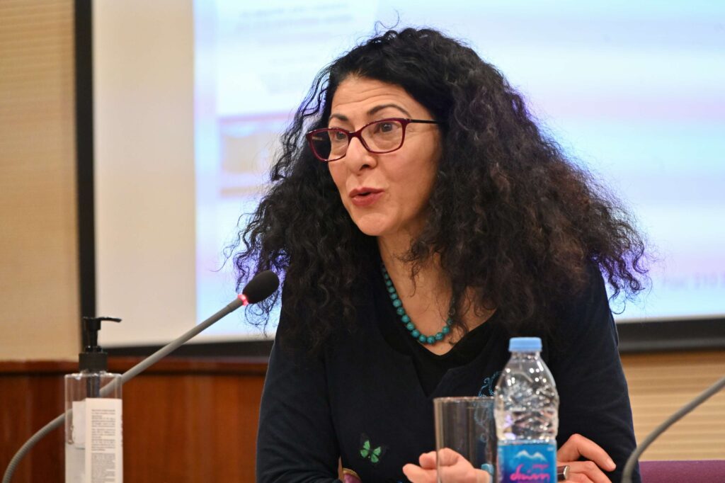 Το θέατρο στη νεότερη και στη σύγχρονη Κύπρο. Πρακτικά Συνεδρίου.