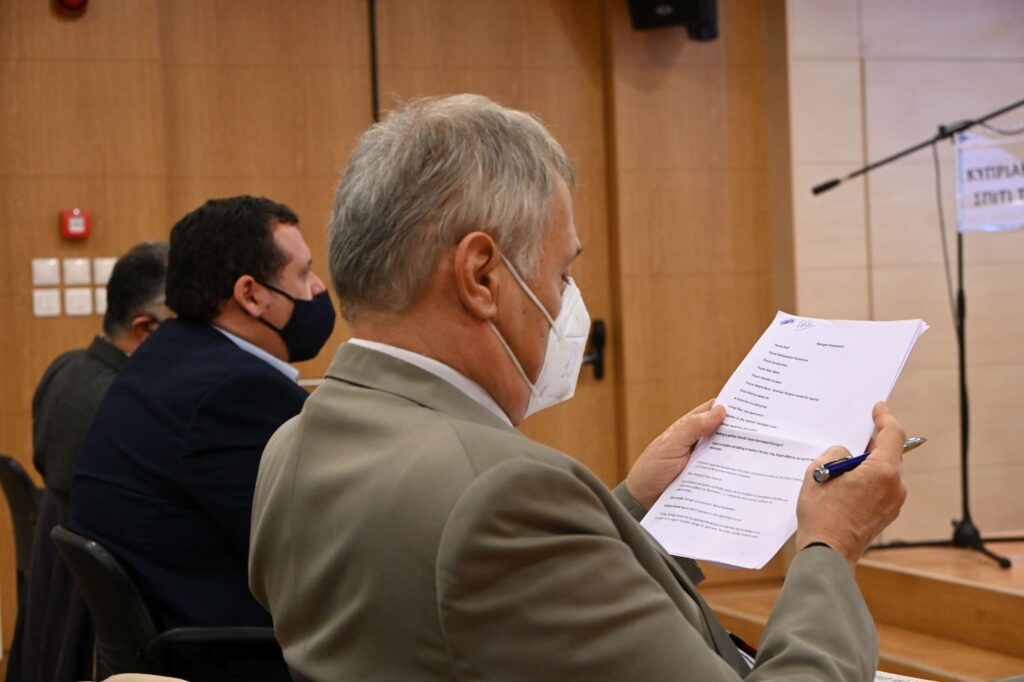 Ο ΚΙΣΙΝΤΖΕΡ ΚΑΙ Η ΕΙΣΒΟΛΗ ΣΤΗΝ ΚΥΠΡΟ. Η διπλωματία στην ανατολική Μεσόγειο.
