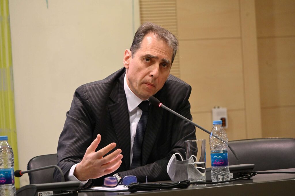 Ο ΚΙΣΙΝΤΖΕΡ ΚΑΙ Η ΕΙΣΒΟΛΗ ΣΤΗΝ ΚΥΠΡΟ. Η διπλωματία στην ανατολική Μεσόγειο.