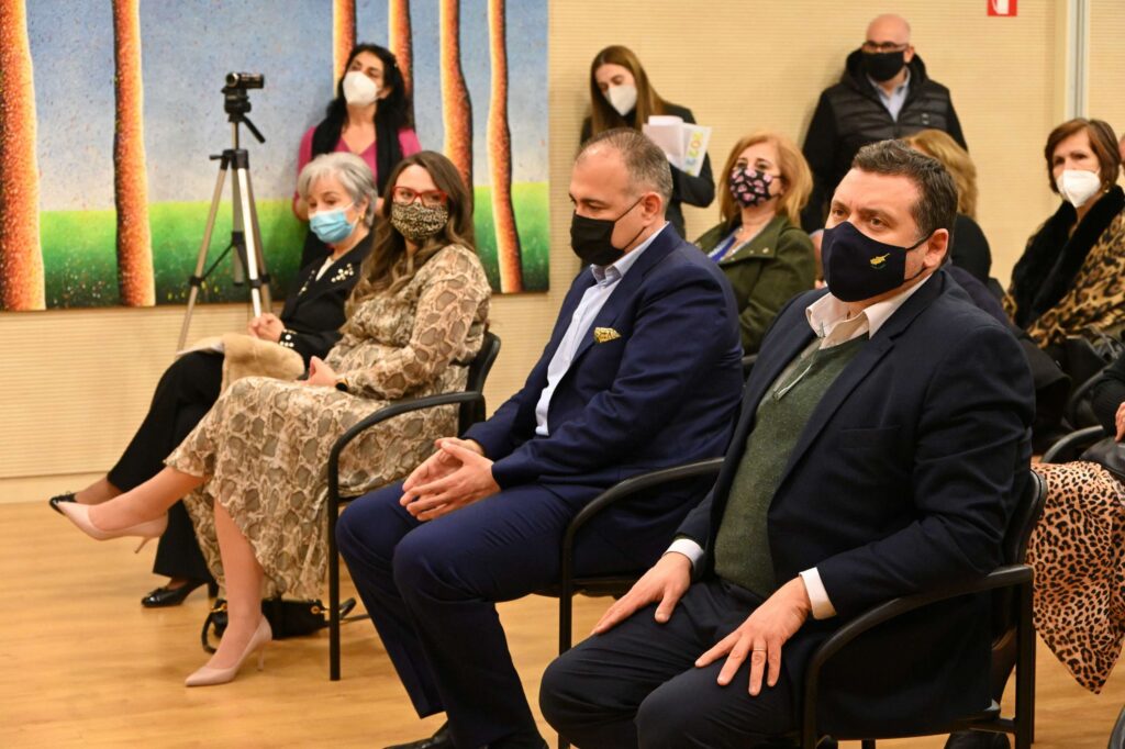 Κάποιον Ολάνθιστον Απρίλη