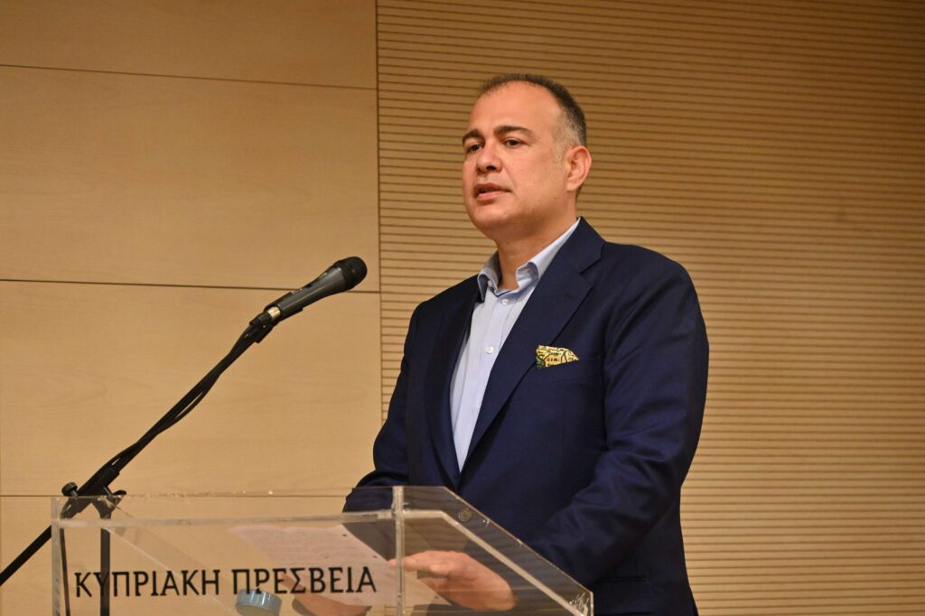 Κάποιον Ολάνθιστον Απρίλη