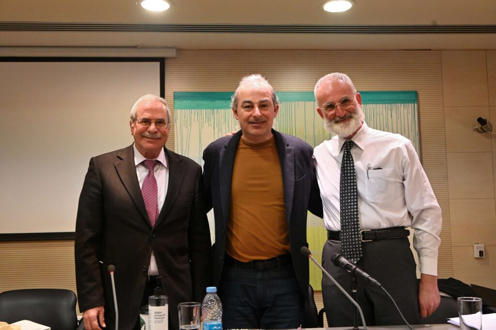 ΘΑΛΑΣΣΑ ΕΣΩΤΕΡΙΚΟΥ ΧΩΡΟΥ