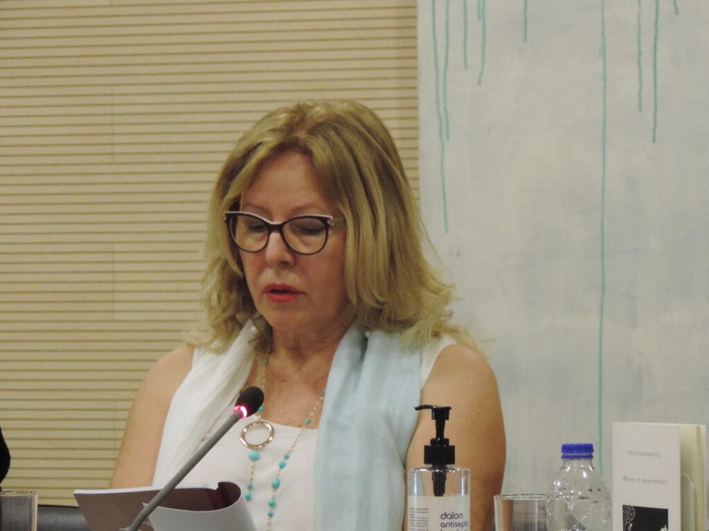 “Θάλασσες τα πρωϊνά μυστικές” της Νίκης Παπαξενοφώντος
