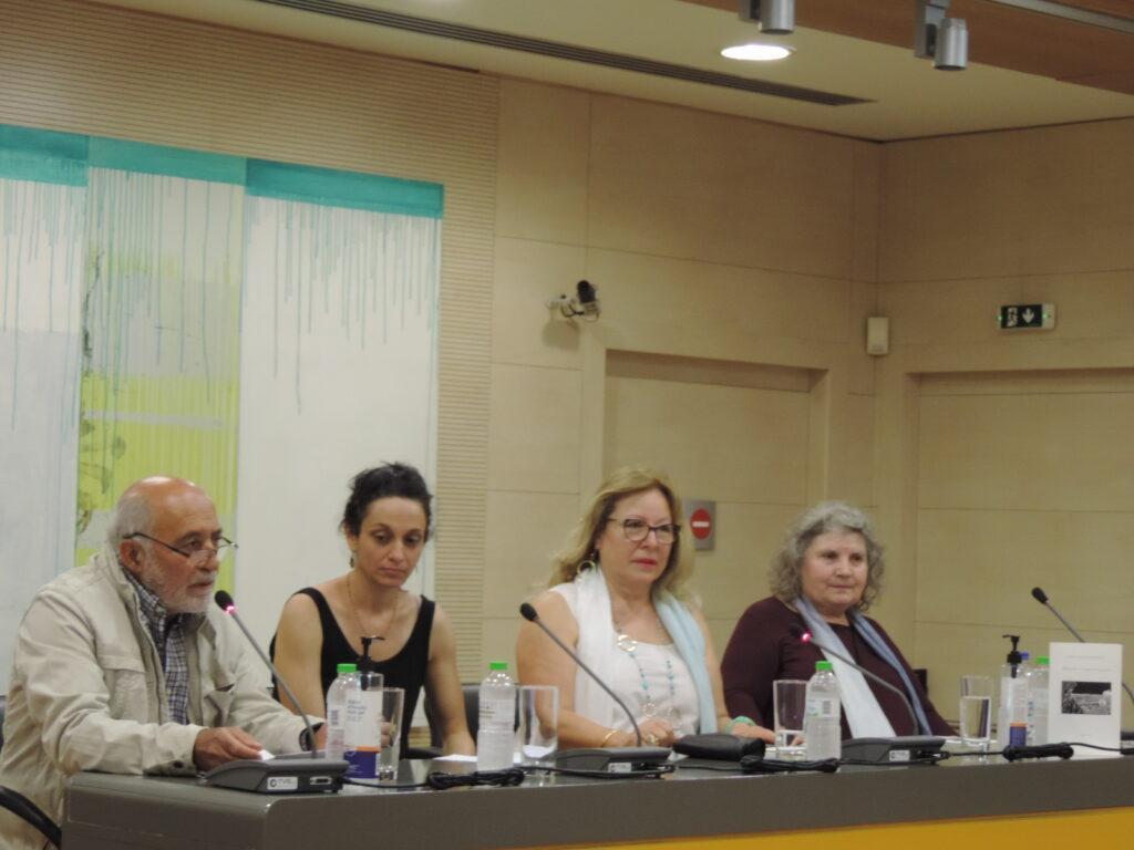 “Θάλασσες τα πρωϊνά μυστικές” της Νίκης Παπαξενοφώντος
