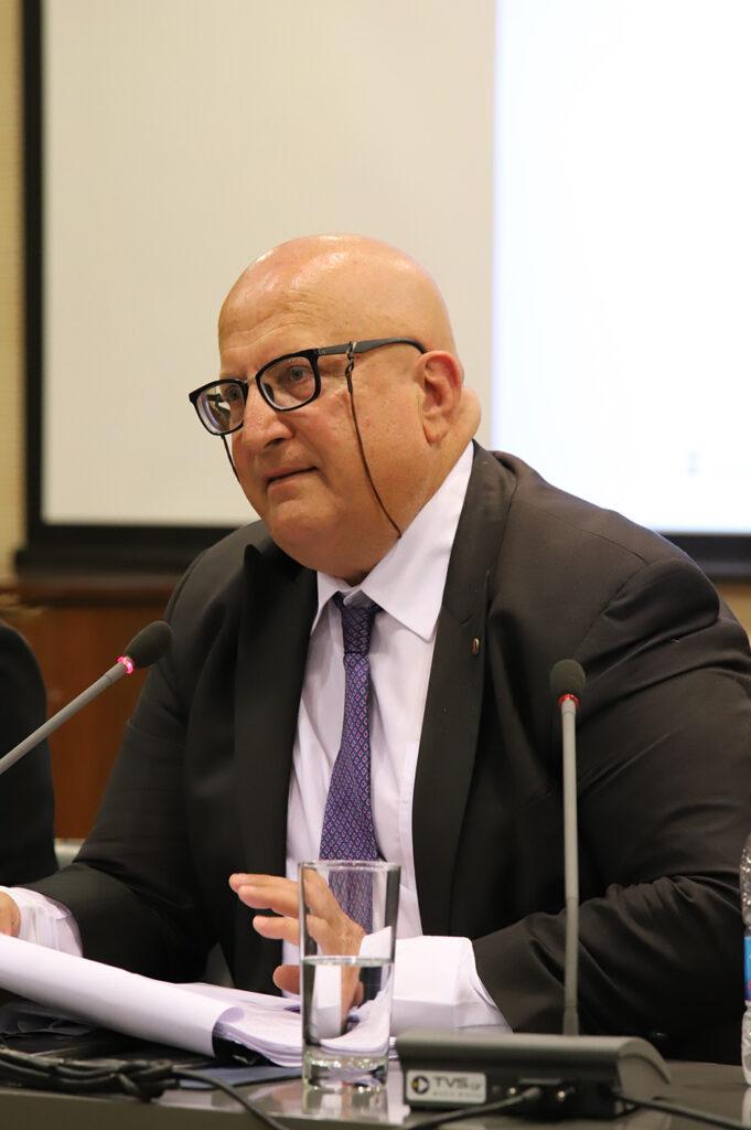 “Ο χορευτής και ο γητευτής” της Νάντιας Στυλιανού