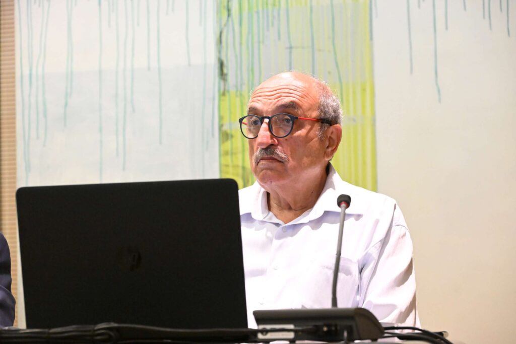 “Ο Μίκης Θεοδωράκης της Κύπρου και η Κύπρος του Μίκη Θεοδωράκη” του Μίμη Σοφοκλέους