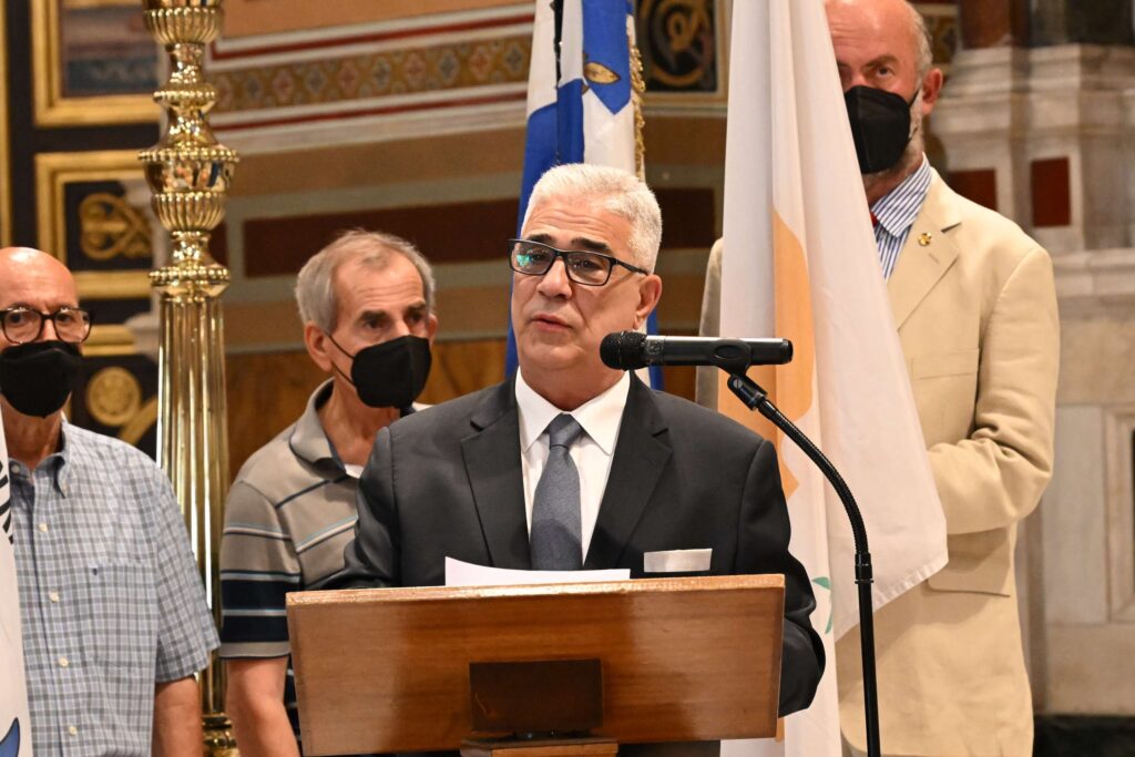 ΑΡΧΙΕΡΑΤΙΚΟ ΜΝΗΜΟΣΥΝΟ