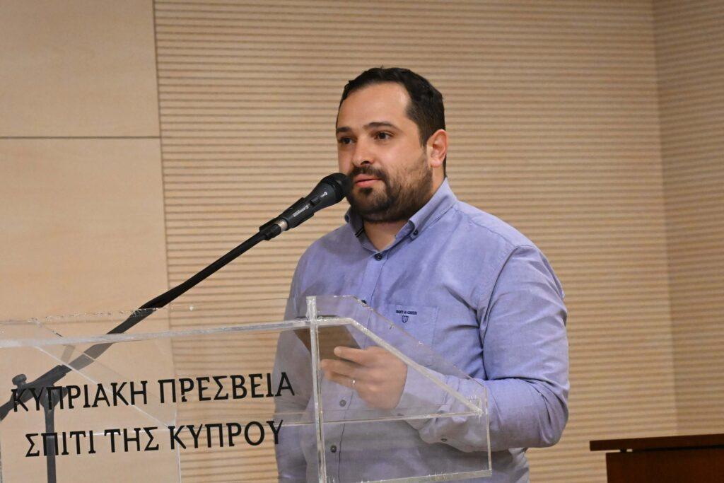 Δύο θεατρικά έργα. “Οι ΠΡΟΔΟΤΑΙ”, “Η ΚΥΠΡΟΣ ΕΙΝΑΙ …ΙΚΗ”