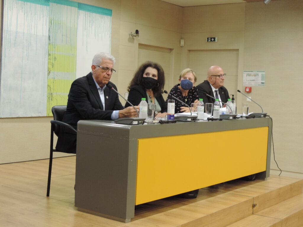 “Των ενυπνίων” & “Το Συμβόλαιο” του Μάριου Μιχαηλίδη